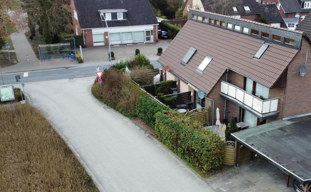 Ferienhaus Kleine Oase Varel Bagian luar foto