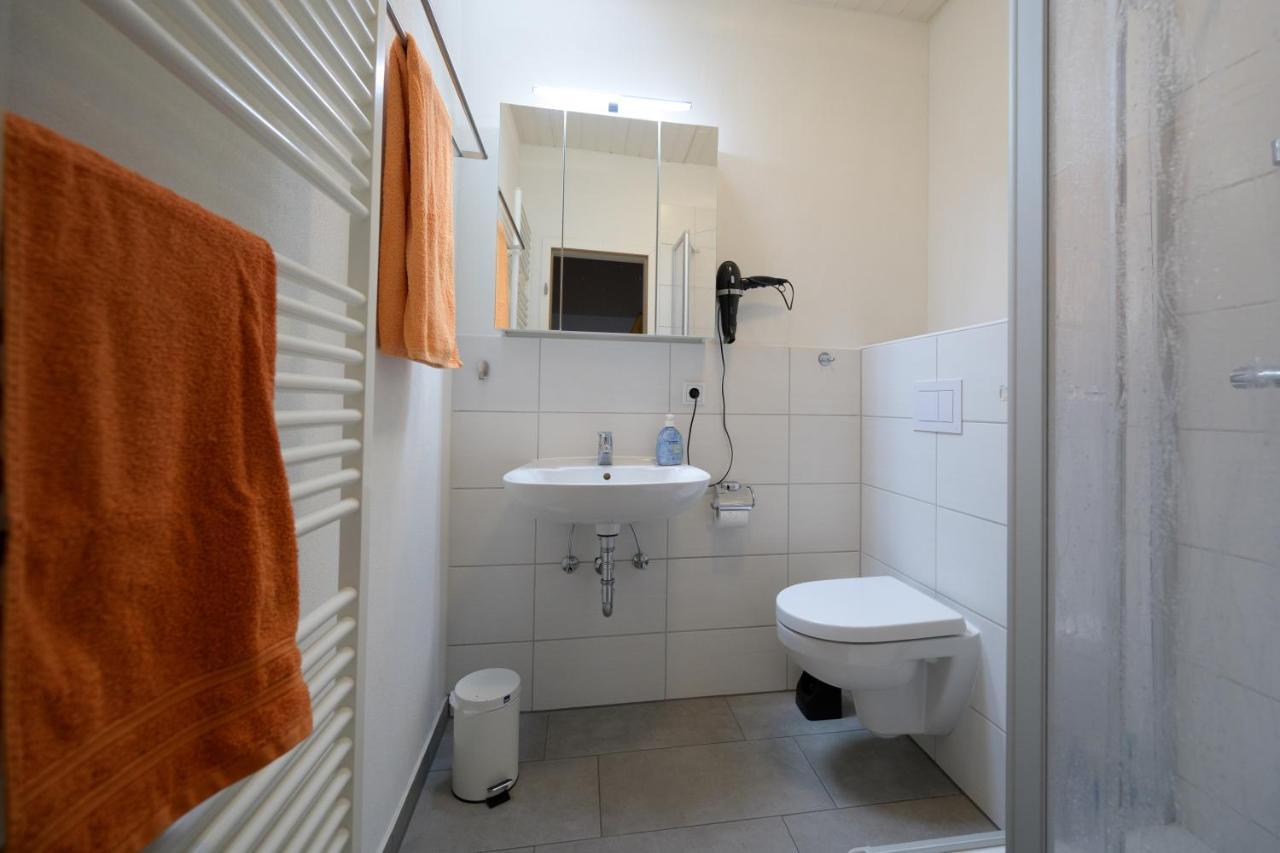 Ferienhaus Kleine Oase Varel Bagian luar foto